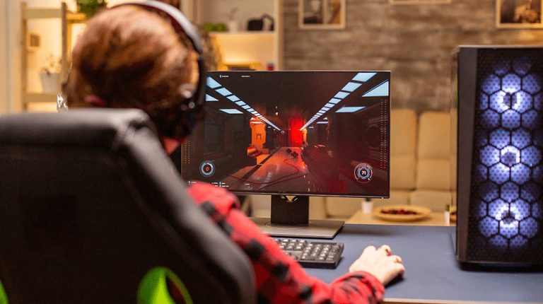 Playing at online Games: how can I make money?