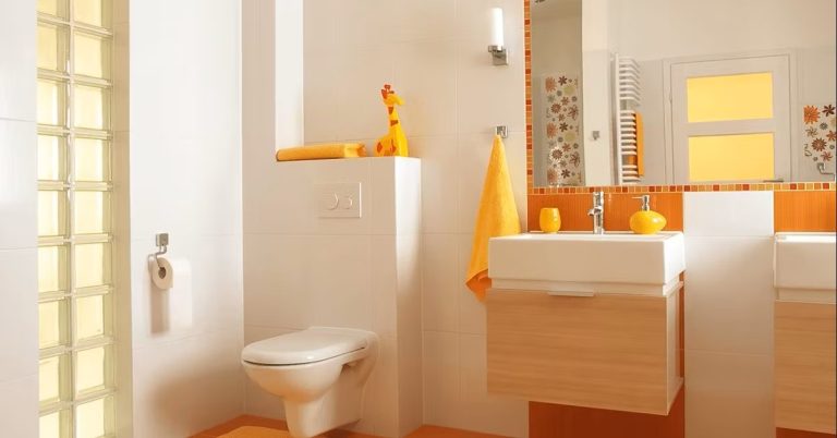 How Health Faucets Can Help Reduce Bathroom Odors