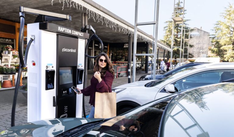What Sets Liquid-Cooled Charging Apart Today?