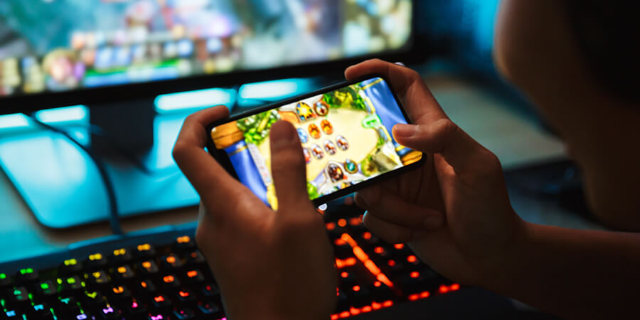Game On: How Online Gaming is Revolutionizing Digital Entertainment