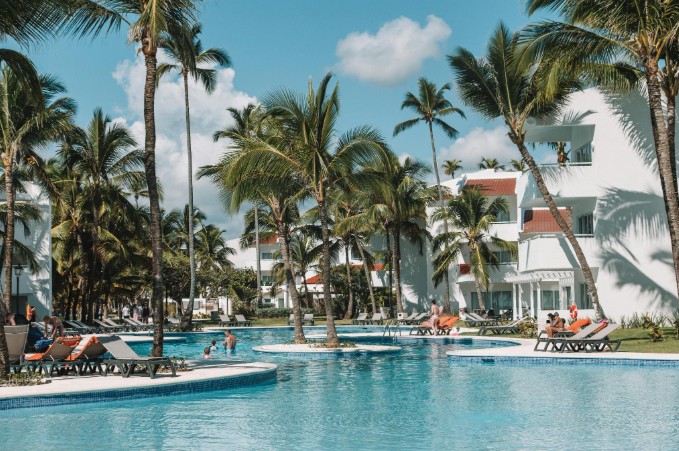 The Role of Luxury Resorts in Transforming Local Tourism